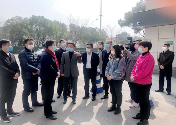 浙江省人民政府副省长王文序一行莅临杏彩体育子公司和济颐养院参观考察